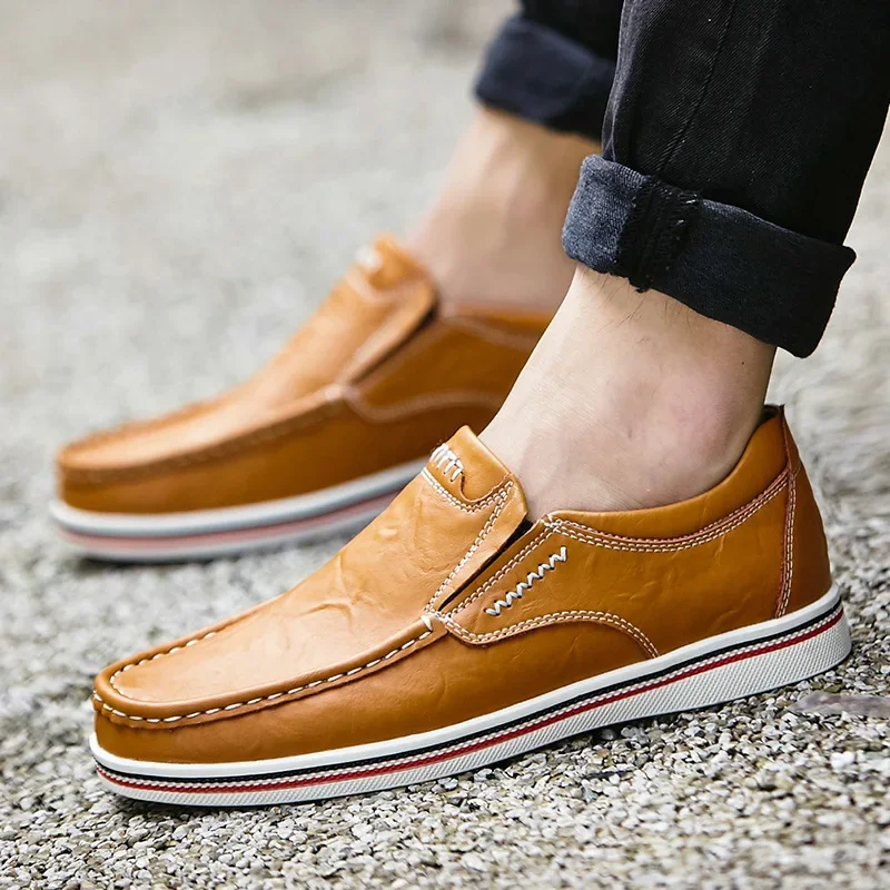 

2024 Autumn and Winter New plus Size Leather Shoes Men's Shoes Slip-on Driving Shoes Loafers Trendy Moccasins