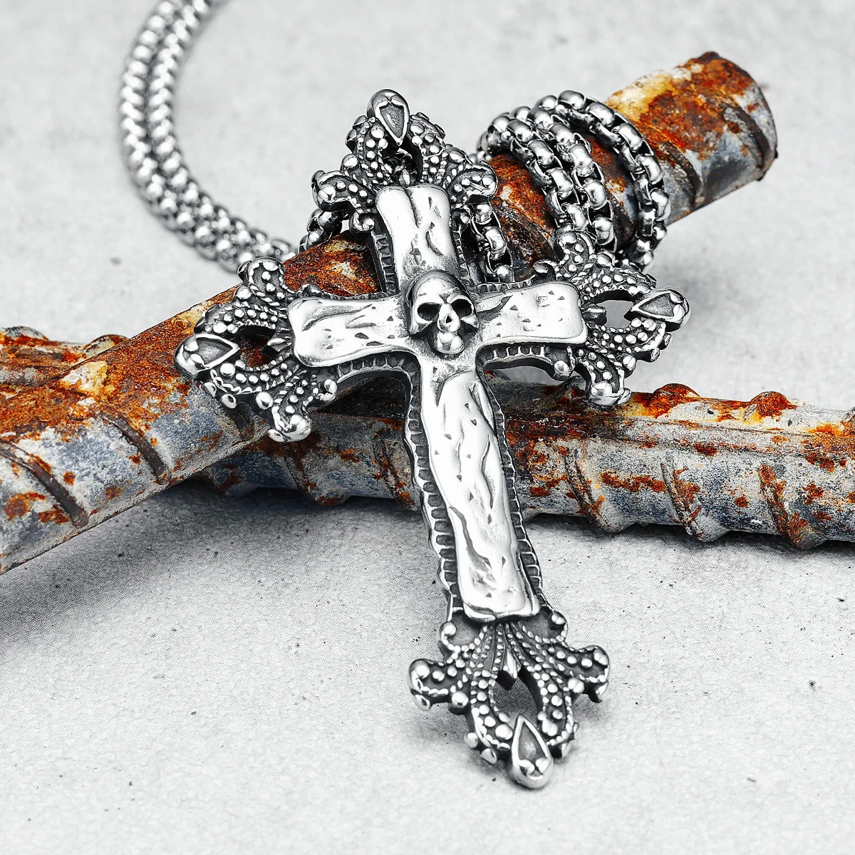 316L Stainless Steel Cross Necklaces Skull Men Pendant Vintage Pattern Chain Religion Rock Punk for Biker Male Jewelry Best Gift