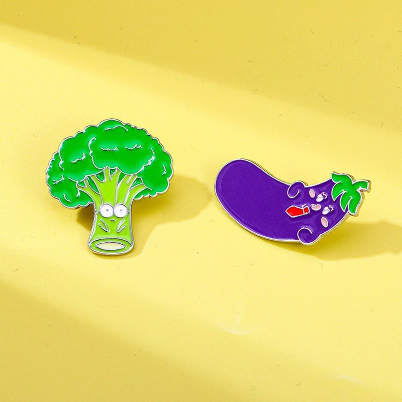 Creative Cartoon Vegetable Shape Brooch Broccoli Eggplant Design Alloy Pin Badge DIY Clothing Bags Hat Scarf T-shirt Accessories