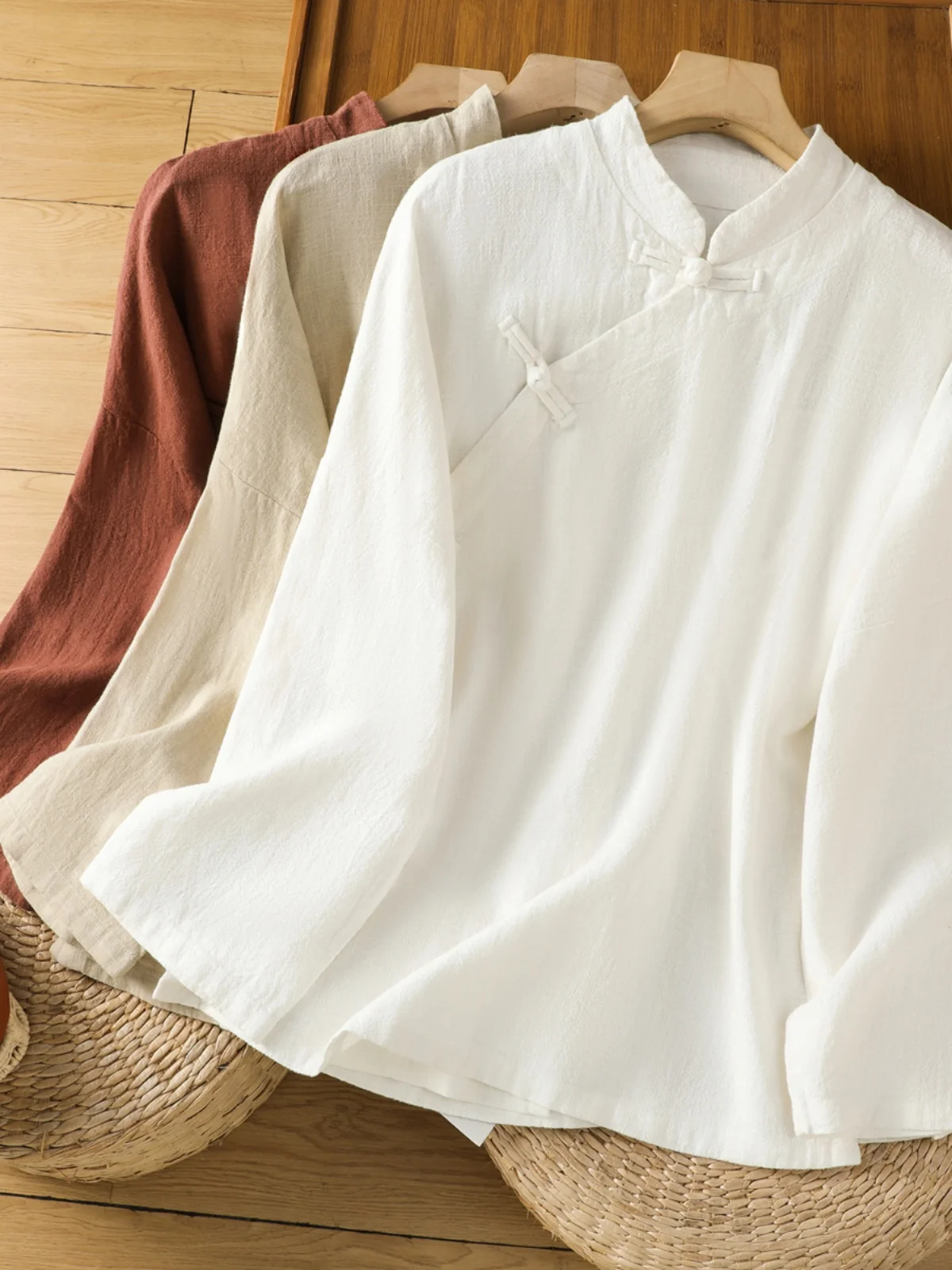 

High-End Japanese Sle Long Sve Women's irt New Chinese Sle Button Stand Collar Artistic Retro Tea Clothing irt