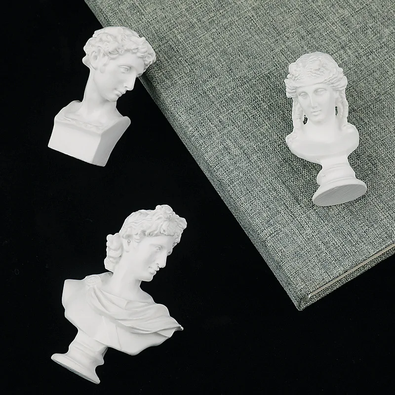 Photo props mini figurine ornaments Venus plaster statue photography props shooting props