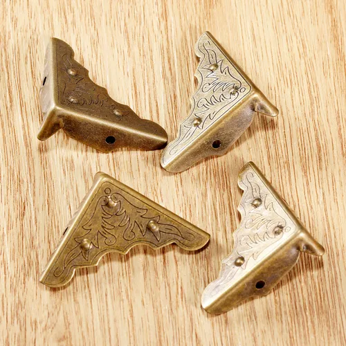 Imagen 2 del producto Caja de joyería para muebles, Protector de esquina de pierna, Protector de metal antiguo, caja de cofre de vino, decorativo, 4 Uds.