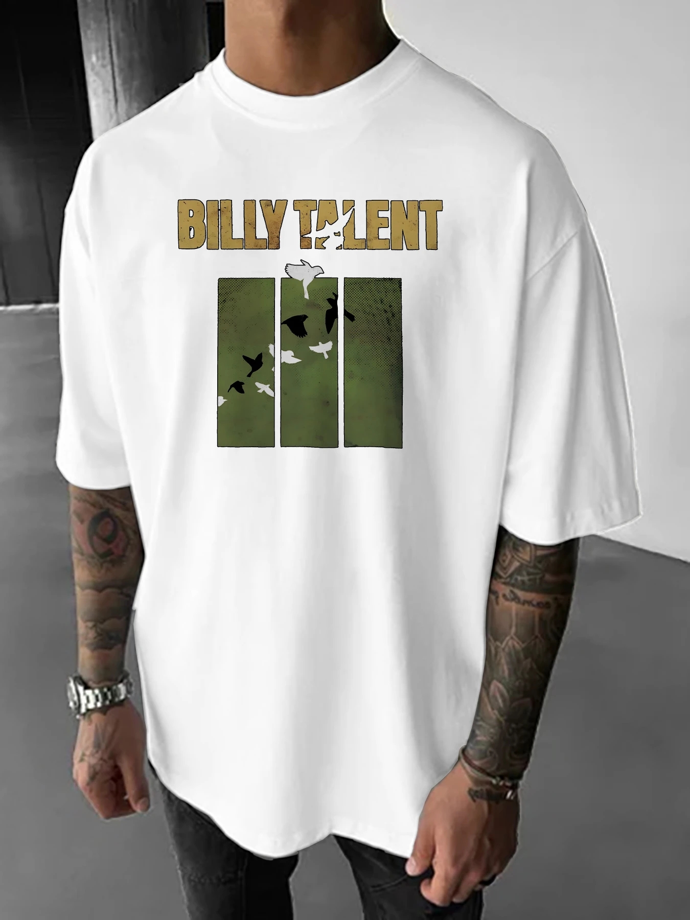 تي شيرت رجالي أسود بطبعة فرقة بيلي تالنت وتصميم الطيور ملابس كاجوال بأكمام قصيرة