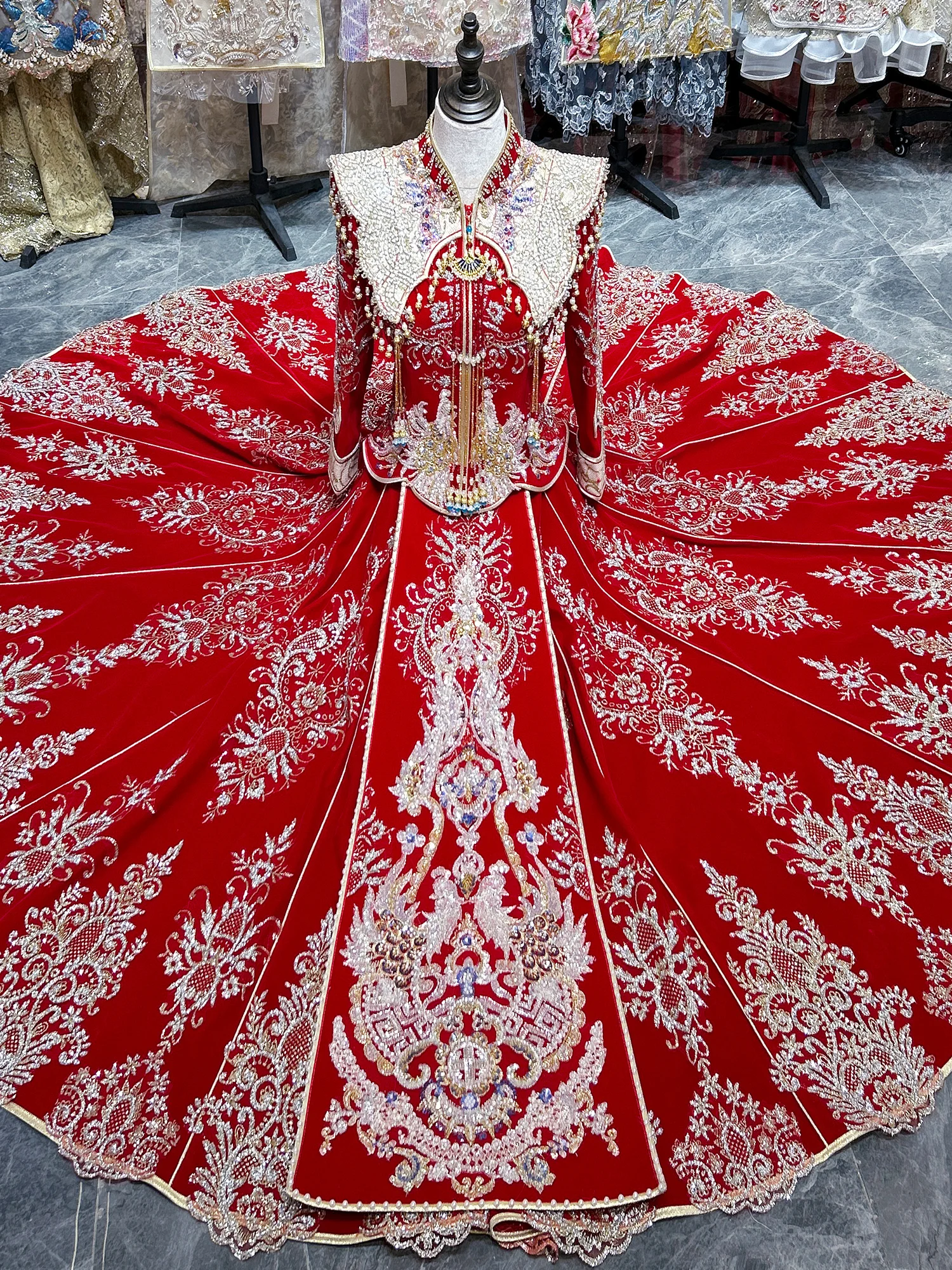 

Бархатное платье Xiuhe, новинка 2025, свадебный костюм в китайском стиле для невесты, костюм он