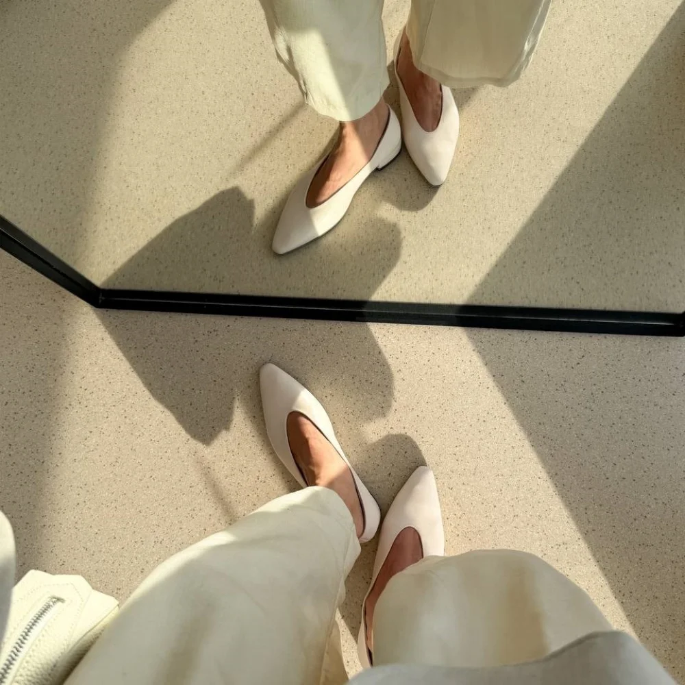 Women's Genuine Leather Pointed Toe Pumps - Thick High Heel