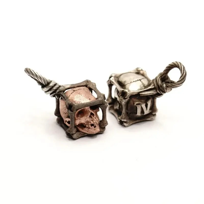 Trapped Skull Pendant Gothic Men's Personality Taste Aesthetic Fashion Single Item Jewelry Cool Handsome Exquisite Accessories