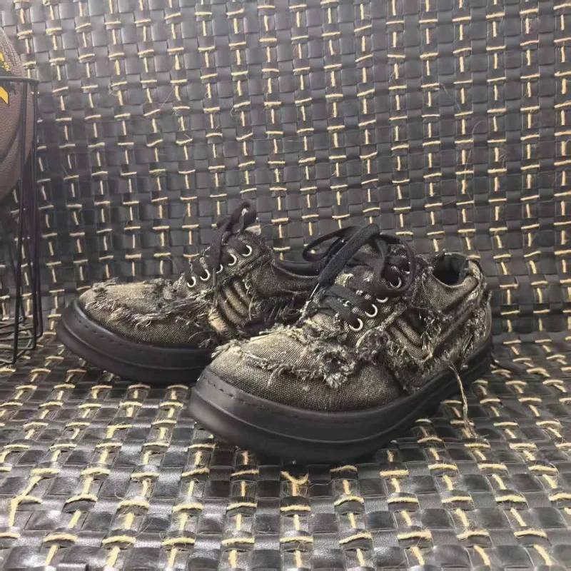 Men's Distressed Fringe Canvas Sneakers Casual Thick Platform Shoes Streetwear Punk Style Breathable Lace Up Board Shoes for Men