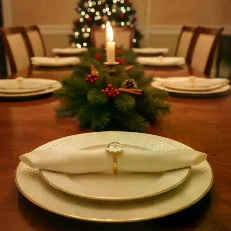 Christmas Santa Claus Napkin Rings Delicate Festive Table Ornament for Office Xmas Party Home Dining Room Decoration