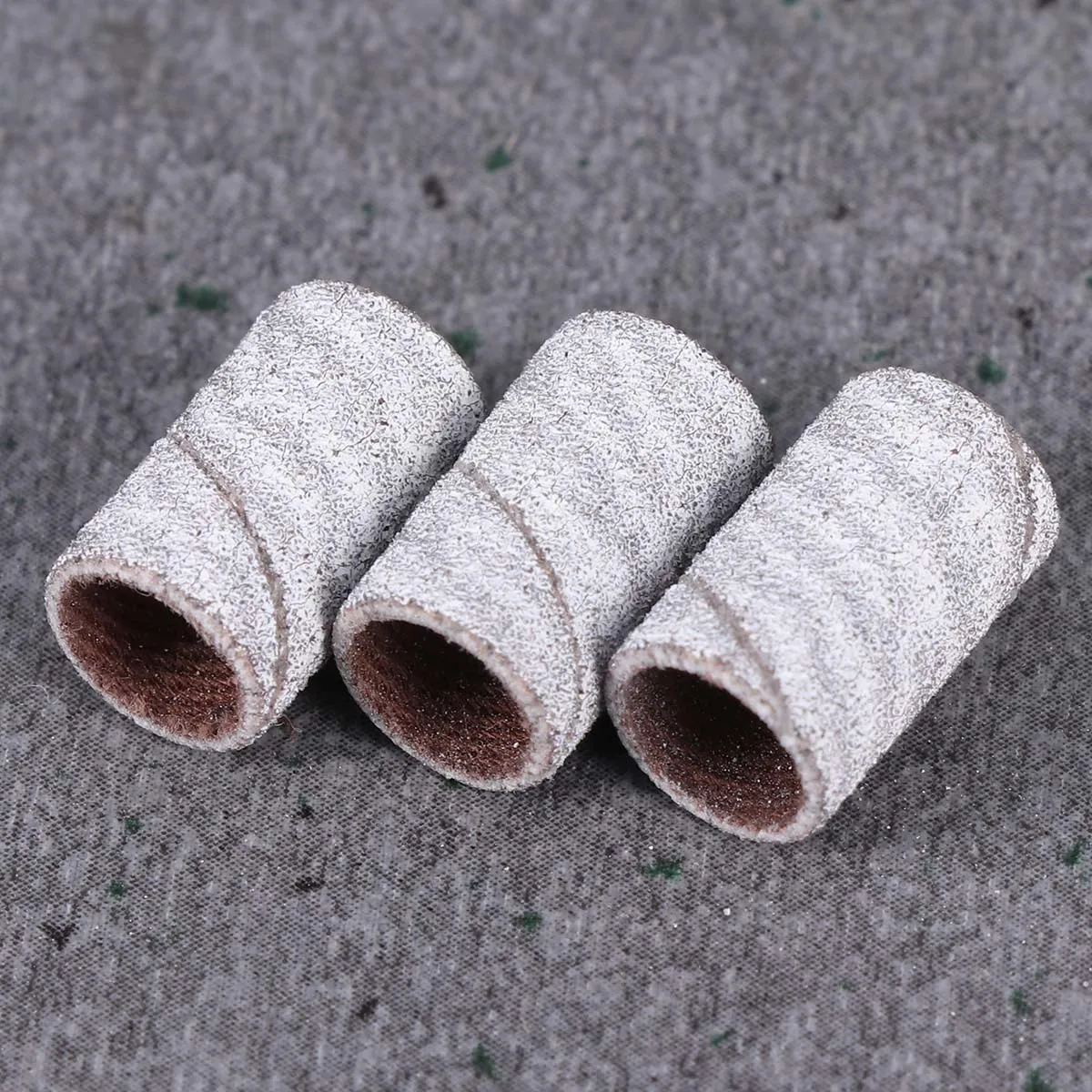 100 個耐久性のあるネイルサンディングバンドホワイトゼブラセットプロフェッショナルマニキュアペディキュアジェルポリッシュリムーバーネイル研磨アクセサリー