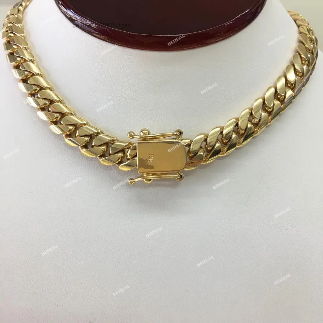 Custom Luxurious Hip Hop 10K Solid Gold Miami Cuban Chain Necklace Iced Out Moissanite Diamonds.