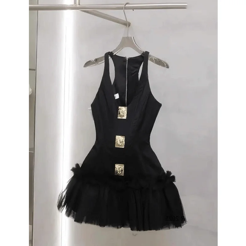 

Dresses for Women New Summer High-end Designed Niche Advanced Elegant Style Chic Mesh Spliced Metal Buckle Suspender Dress