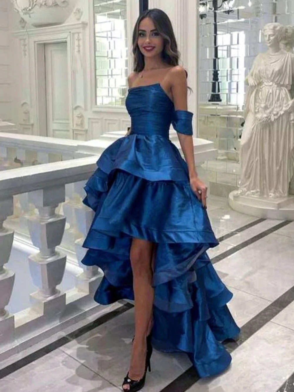 Sexy Women Prom Dre… - image