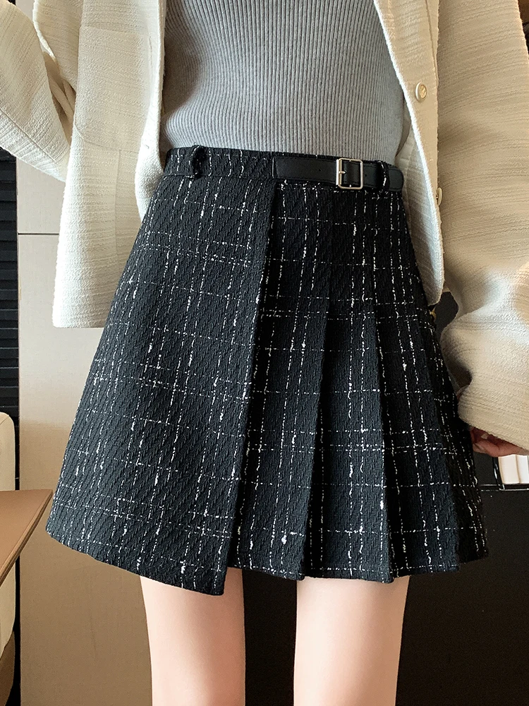 Fashion Plaid Mini Skirt Pleated Skirt Female Autumn Winter Casual A-Line Short Woolen Skirt Black Beige Short Skirt with Shorts