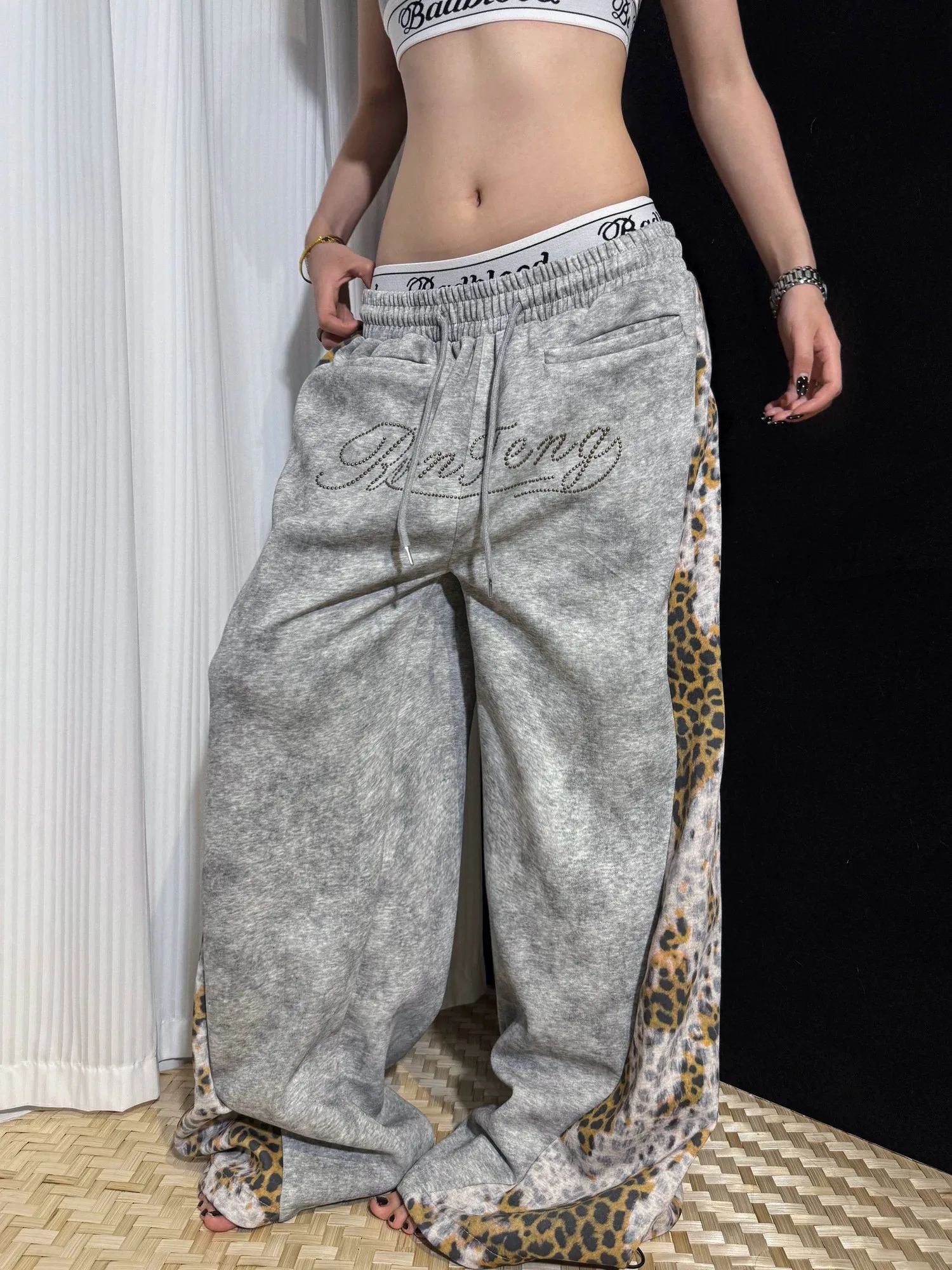 Retro Leopard Print Patchwork Wide Leg Sweatpants Women's Spring Autumn Loose Dancing Casual Long Pants Asymmetrical Design