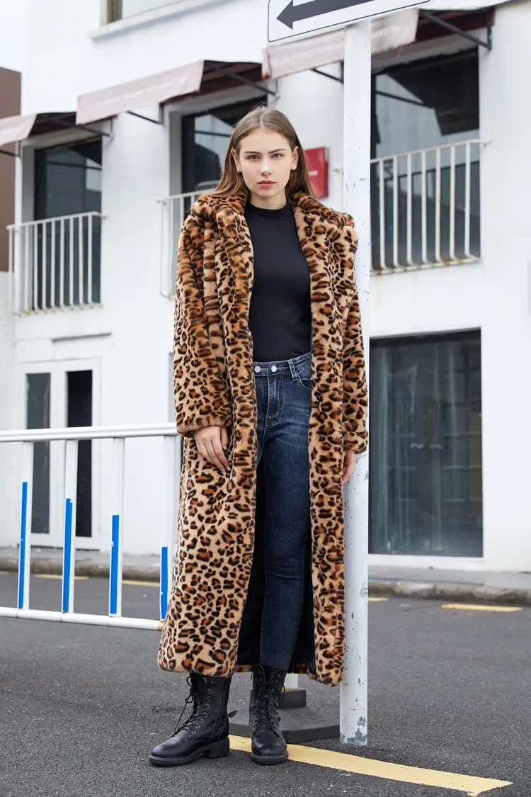 Mantel Bulu Imitasi Leopard Print Panjang 2026 High Street untuk Wanita, Jaket Bulu Imitasi Kelinci, Mantel dan Jaket Bulu Tebal untuk Musim Dingin