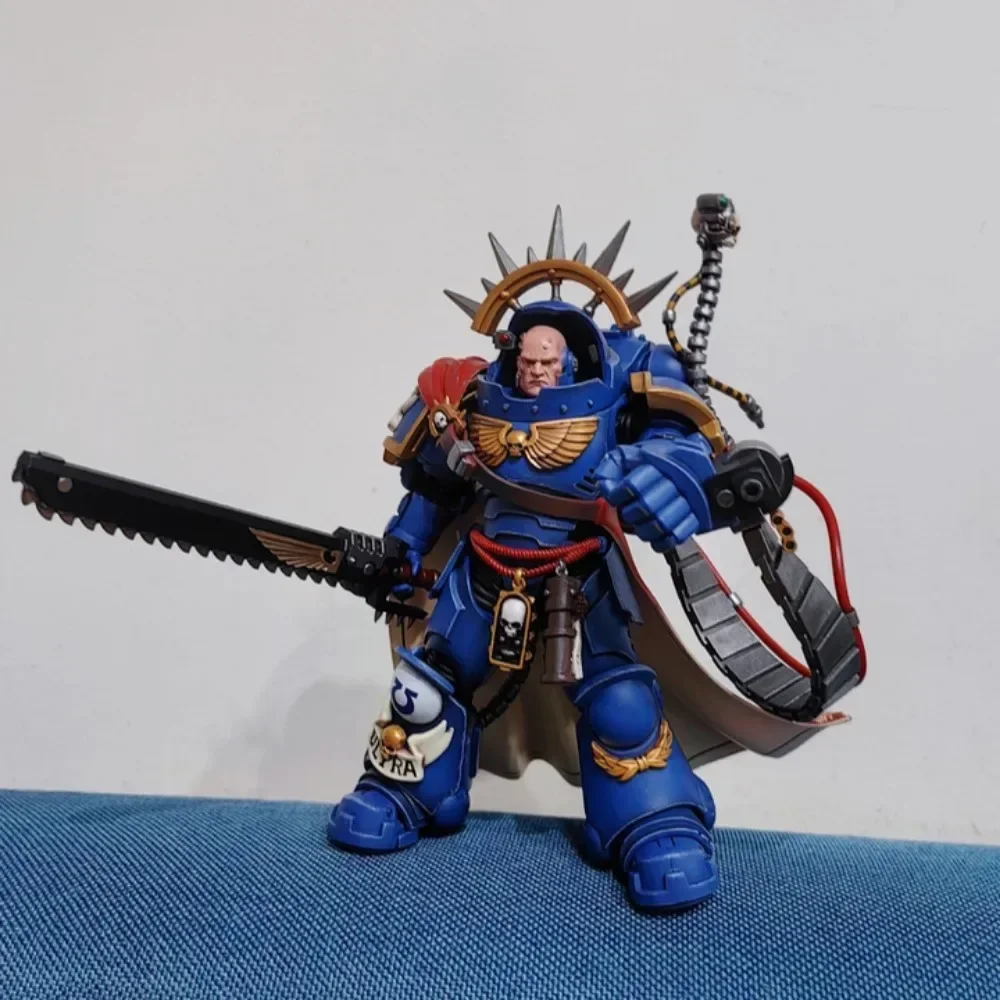 [IN-STOCK] JOYTOY Warhammer 40K 1/18 Action Figure Ultramarines Captain in Gravis Armour Military Anime Collection Model ToyGift