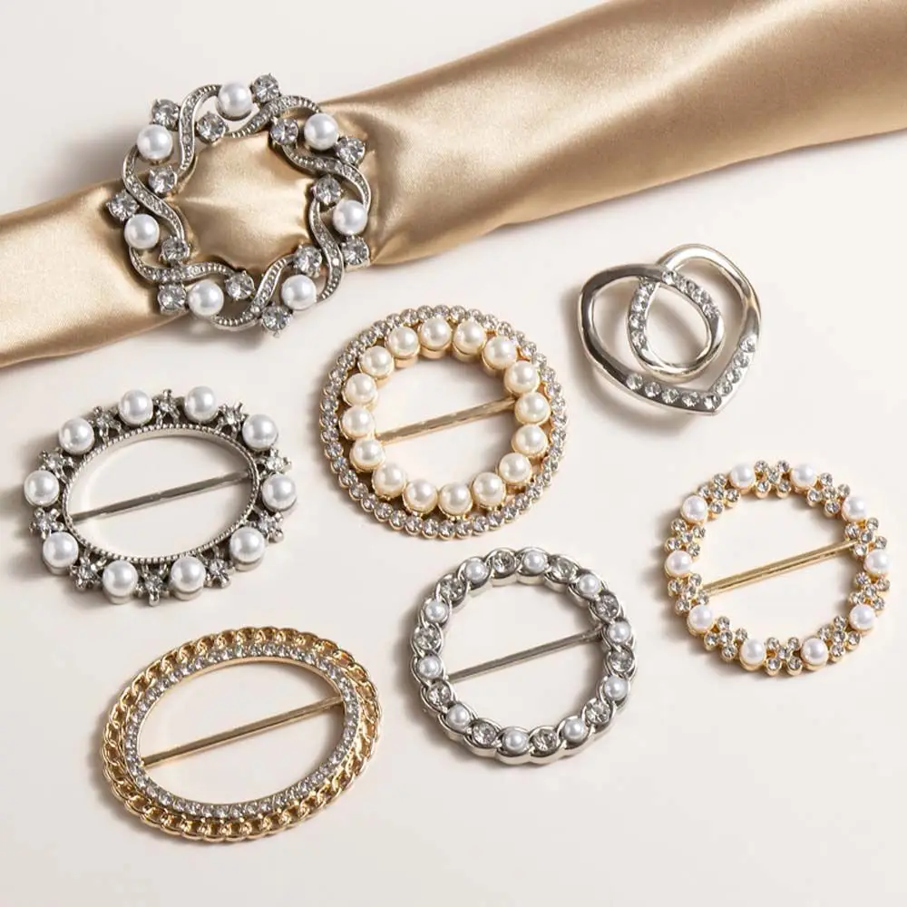 Geometric Fashion Three-ring Crystal Square Pearl Shawl Clip Scarf Buckle Scarf Ring Brooch