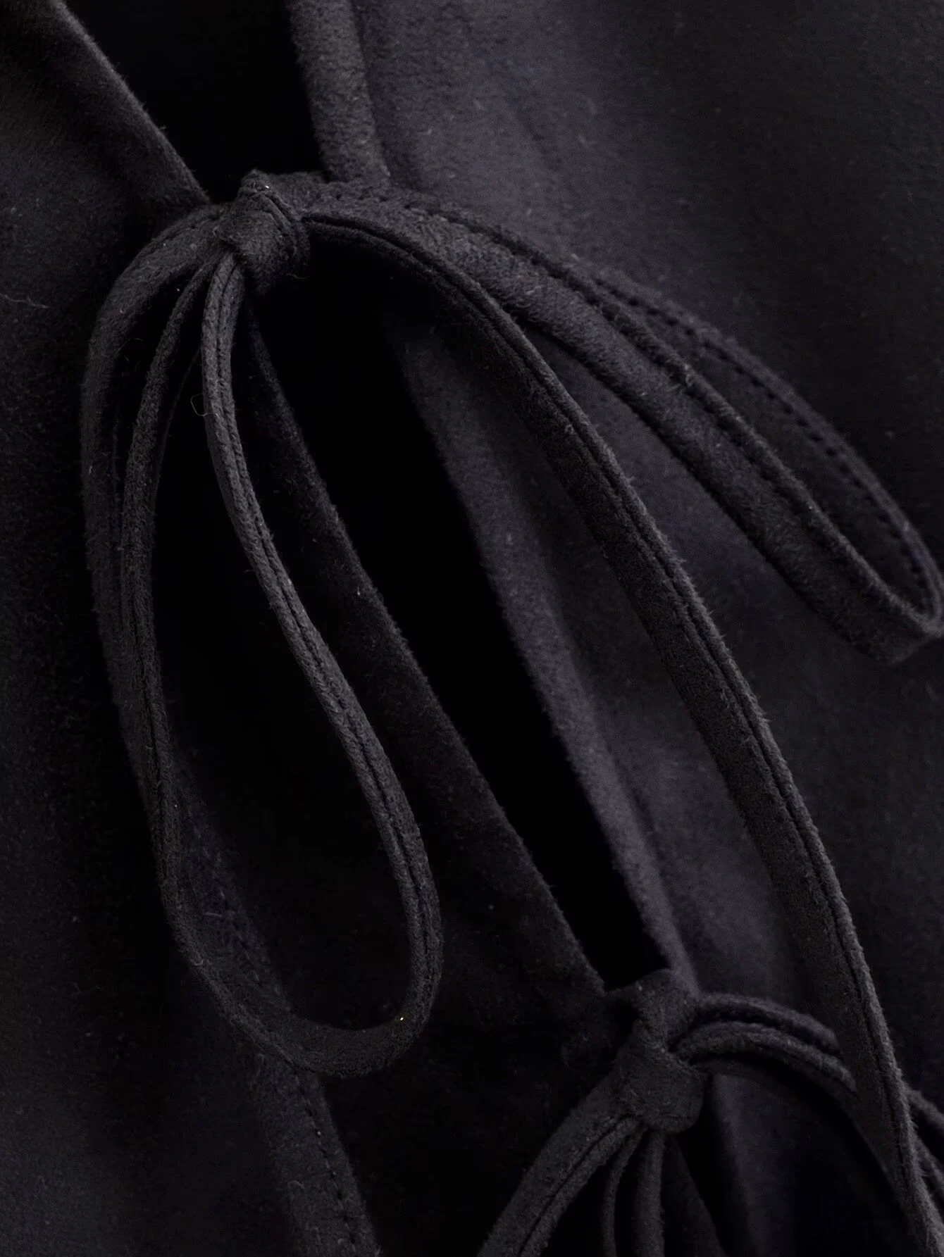 DEEABAE Zimowa odzież damska nowy styl piękna i stylowa dopasowana bluzka z dekoltem w serek, długi rękaw, efekt zamszu, sznurowana koszula