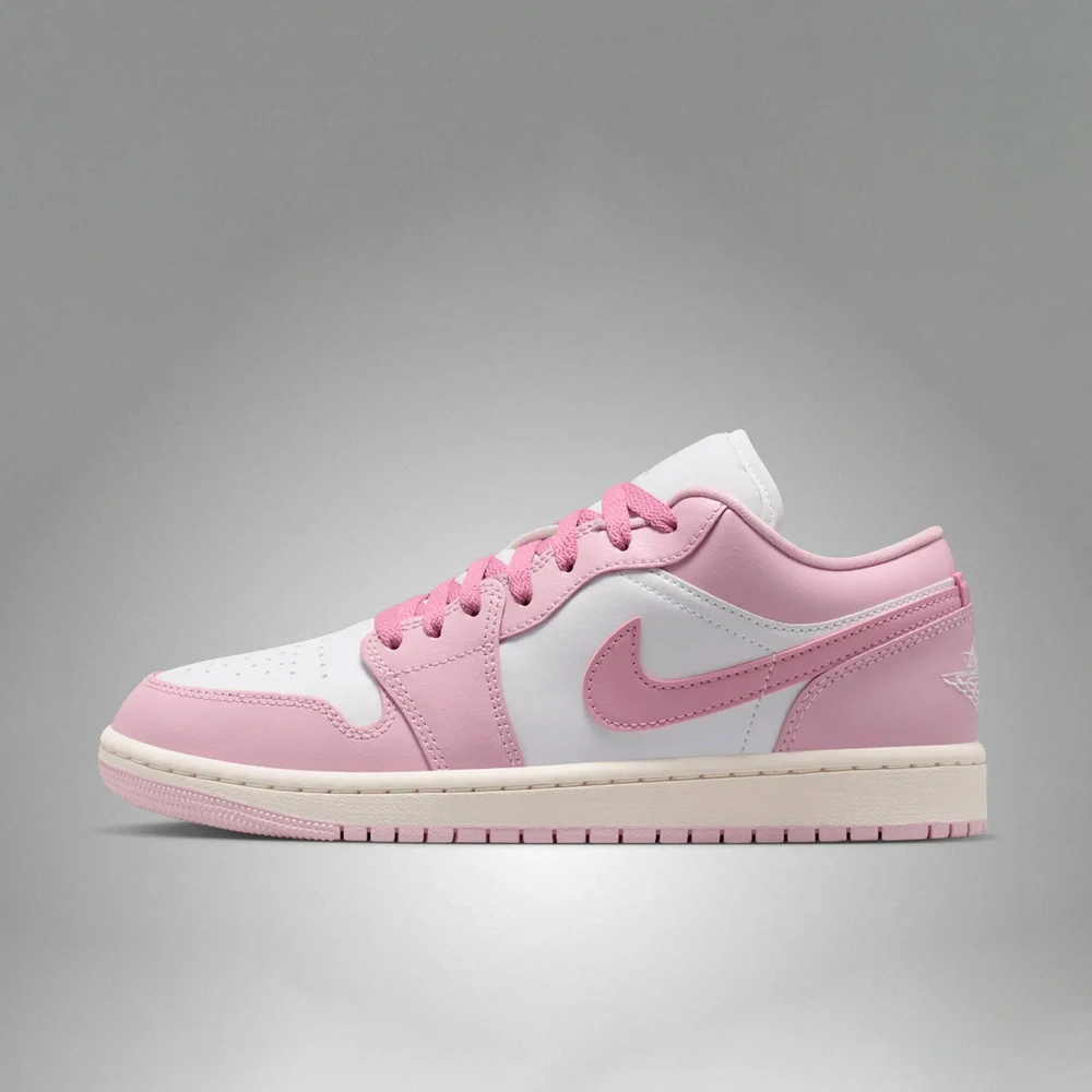 

Женские баскетбольные кроссовки Nike WMNS Air Jordan 1 Low DC0774-607