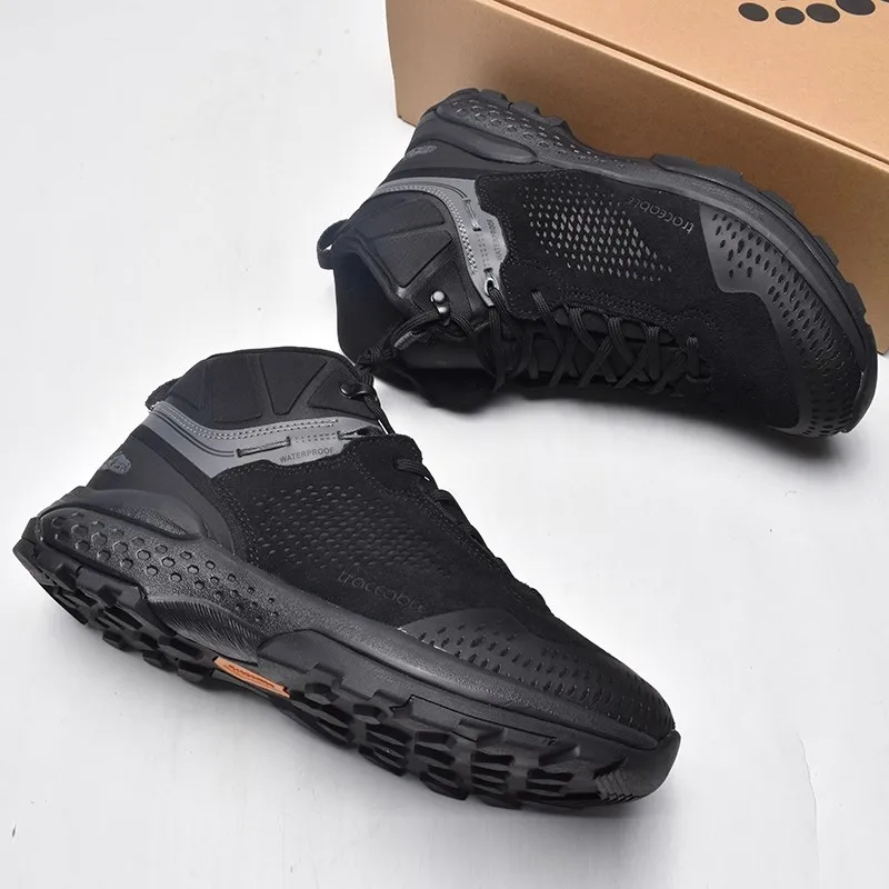 

New breathable, durable, high-quality hiking shoes with anti-slip and anti-friction features for outdoor hiking and walking.