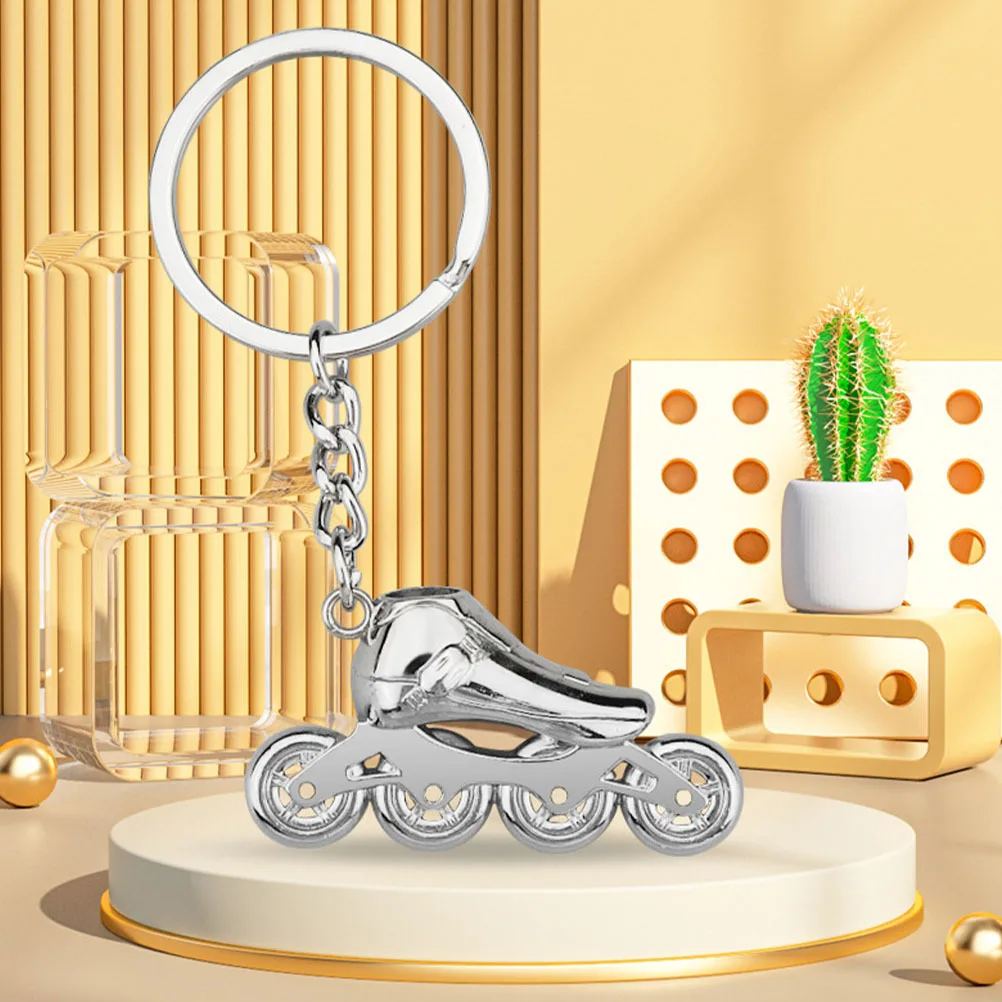 4 個のローラースケートキーホルダー 3D 頑丈な亜鉛合金キーホルダーペンダントキー財布チェーンバッグ装飾トレンディ