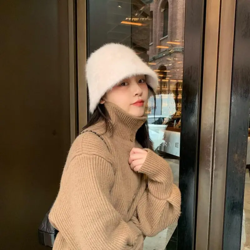 Plush fisherman hat autumn and winter basin hat round head plush high-end feeling face white bucket hat for ladies image 3