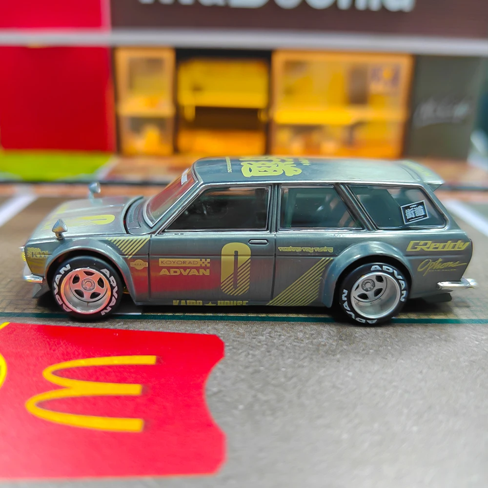 Kaido House x Mini GT 1:64 Datsun 510 Wagon Greddy Green Jun IMai KHMG010 CHASE (بدون صندوق) #2