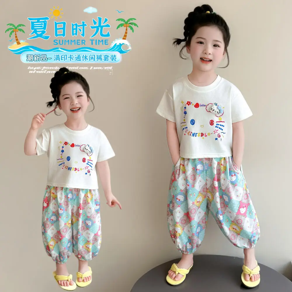 

Хлопковый костюм Sanrio Hello Kitty для девочек с короткими рукавами, лето 2026, новая детская одежда в западном стиле, аниме-брюки для маленьких девочек, комплект из 2 предметов