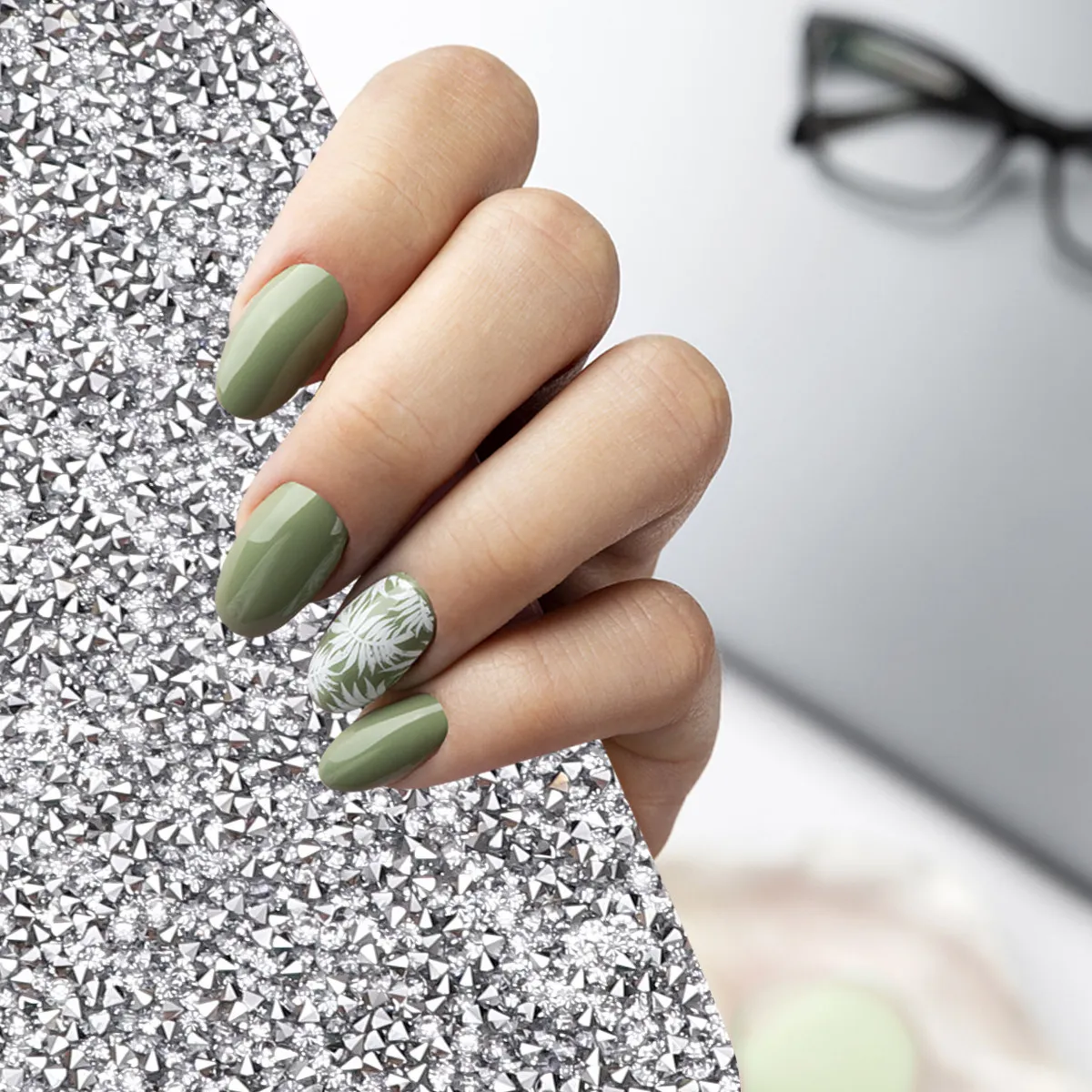 

Блестящий коврик для маникюра с полным алмазным напылением для салонов красоты, декоративный настольный коврик для тренировок по маникюру, защитная подушка для обучения нейл-арту