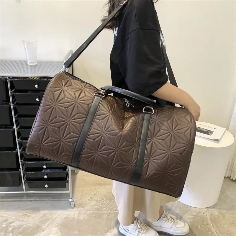 Large Capacity Leather Travel Handbag For Women Geometric Design Female Gym Fitness Big Sport Duffle Ladies Travel Duffle