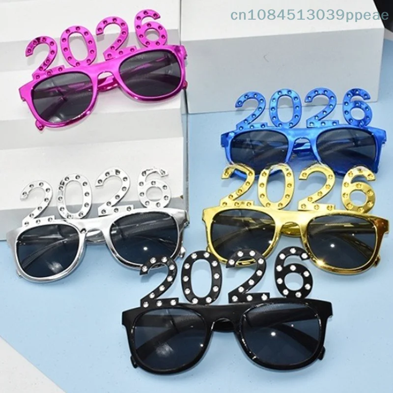 1/2/5 قطعة 2026 عدد النظارات بريق النظارات الشمسية السنة الجديدة تأثيري الدعائم عيد الميلاد زينة الحفلات نظارات سعيدة