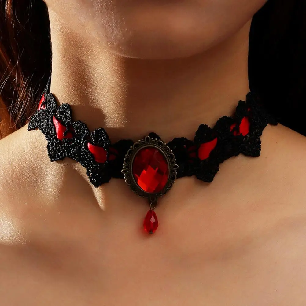 Women Choker Gothic Vintage Braided Aesthetic with Faux Gemstone Choker Necklace Ladies Punk Lace Stitching Clavicle Necklace