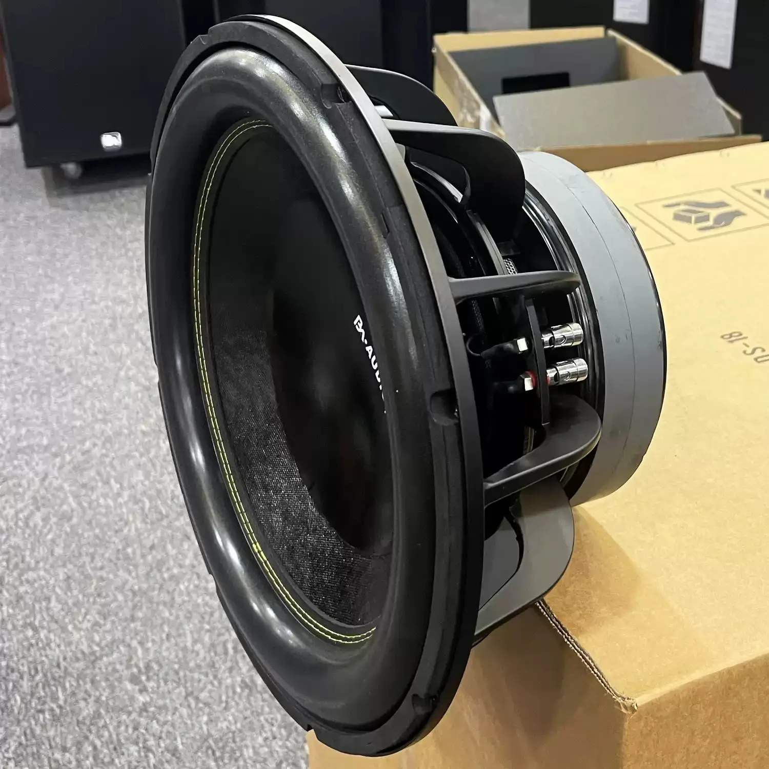 A-1666 15-Zoll-Subwoofer-Lautsprecher 100 Kerne Doppel 220 Ferrit Y30 Topfständer aus Aluminiumlegierung 500 W 4 Ohm 1 Stück
