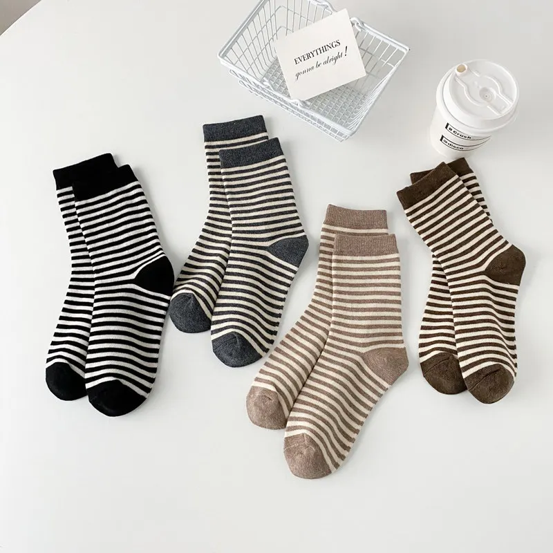 New Women Stripe Cotton Cute Sock Four Season Casual Lady Middle Tube Black White Socks For Women