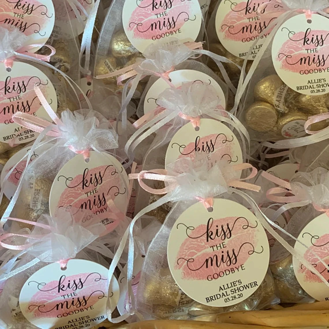 20 PCS Kiss The Miss Goodbye Bridal Shower Favor Tag, Bachelorette Favor, Thank You Tag Bridal Shower, Custom Favor Tag, Pink