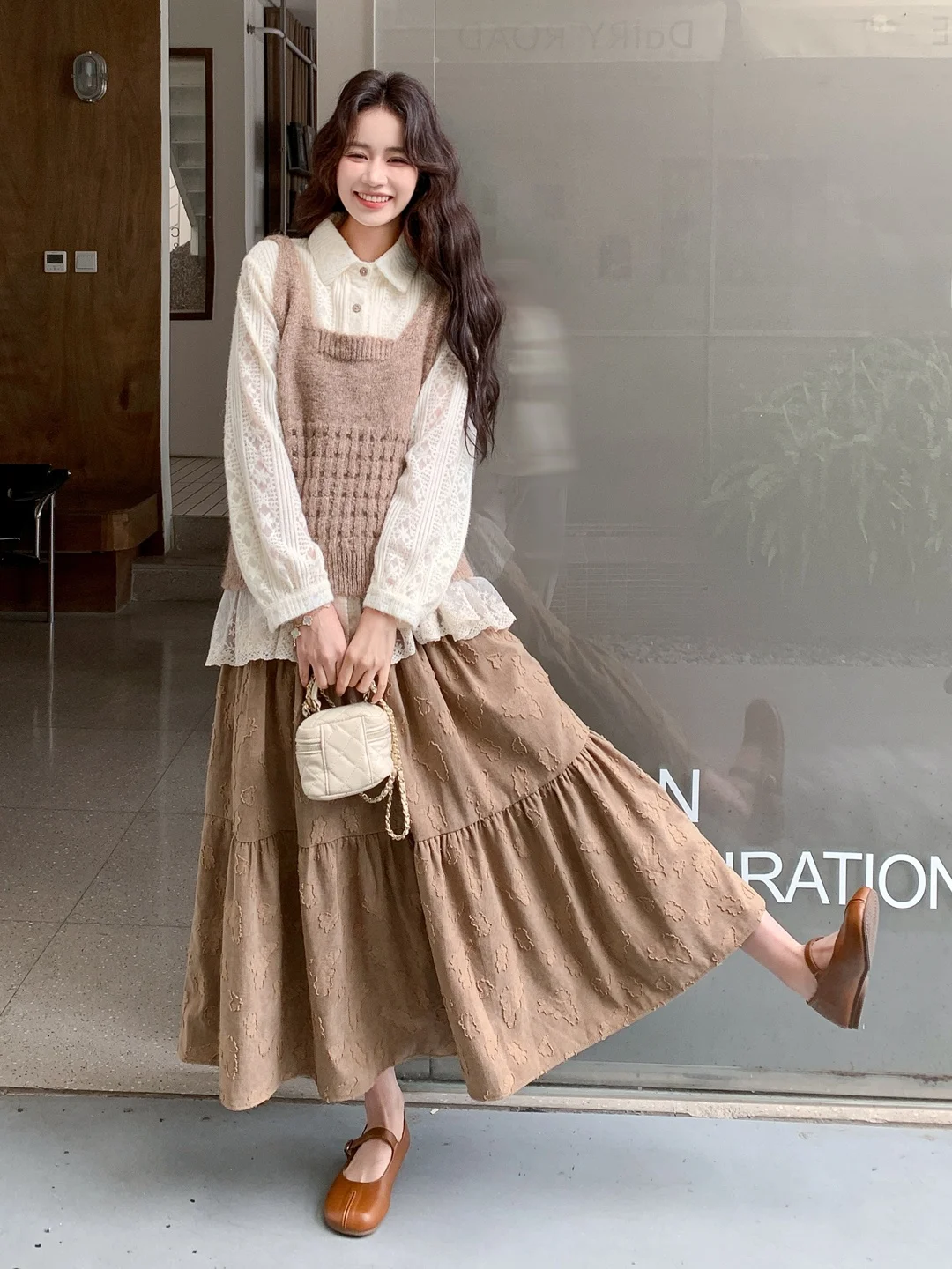 

Spring Autumn Women's Lace Patchwork Knitted Vest Skirt Set Sweet Girl Three-Piece Suit Casual High Waist Chic Fashion Ensemble