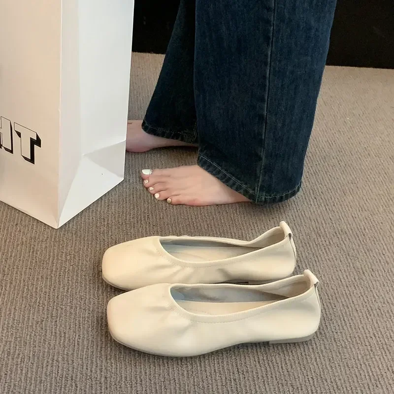 Damen-Ballerinas aus weichem Leder, bequeme Slipper mit eckiger Zehenpartie, Modell 2026, Street-Style, lässige Alltags- und Freizeitschuhe, Slipper – Detail 16