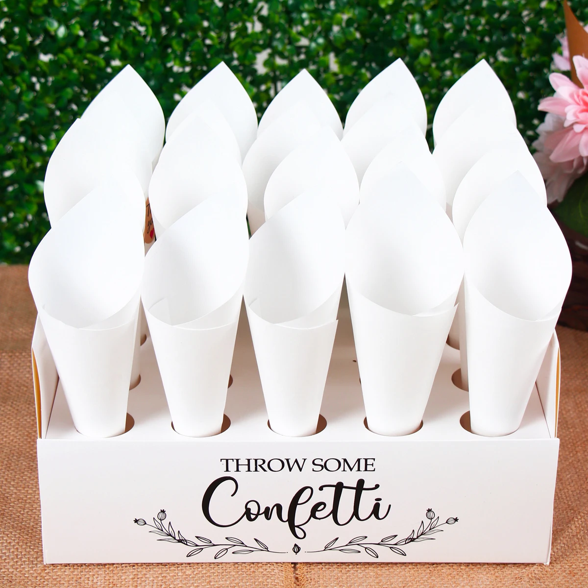 Kraft Paper Wedding Confetti Cone Holder Support for Wedding Decor Confetti Cones Stand Box Tray Fake Flower Wedding Paper Cones