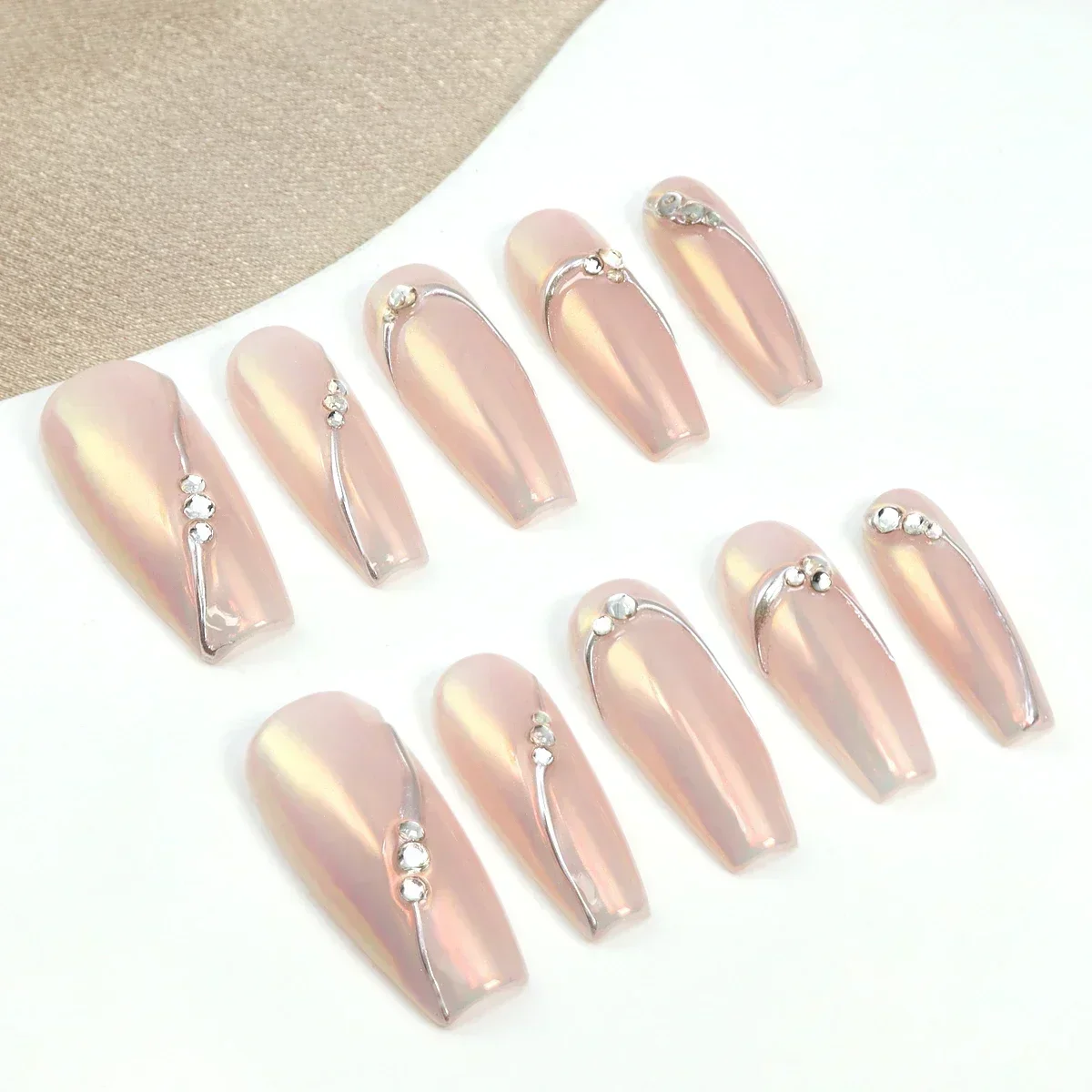 

10 шт., длинный трапециевидный пресс ручной работы накладных ногтях, сверкающая отделка Авроры, 3D горный хрусталь с в себя желейным клеем и пилочкой для ногтей