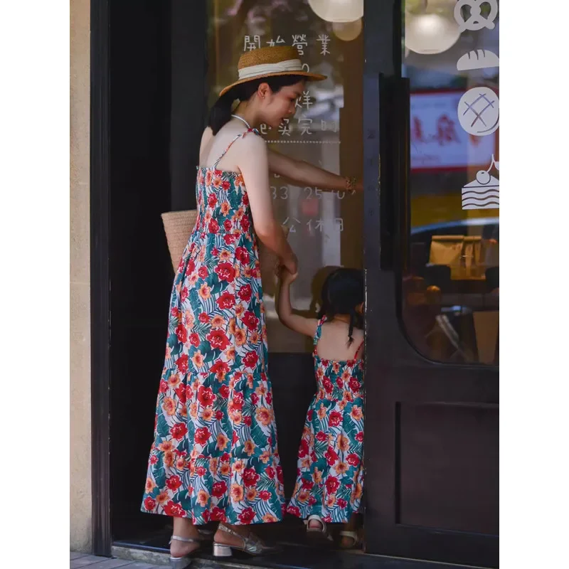 Vacation Look Mom and Daughter Matching Smock Dress Floral Mother and Baby Girls Holiday Beach Dresses Korean Women Clothing