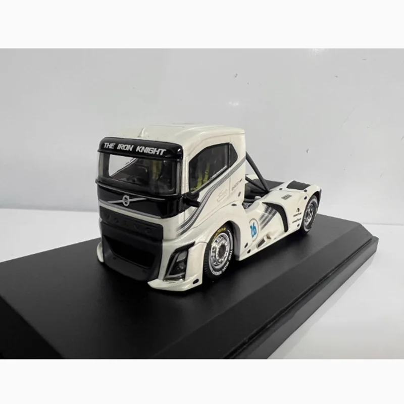 

Tekno 1:50 Scale IRON KNIGHT Racing Trucks Simulation Resin Toy Car Models Classic Collection Static Decoration