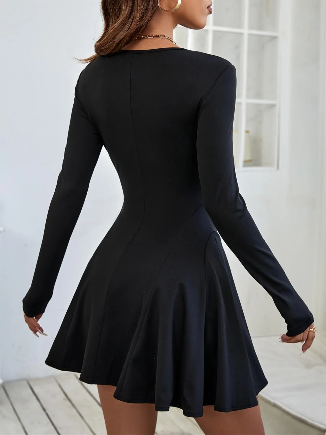 Einfarbiges, ausgestelltes Kleid für Damen, elegantes, langärmeliges Kleid mit Rundhalsausschnitt und hoher Taille für Damen, Damenbekleidung – Detail 4