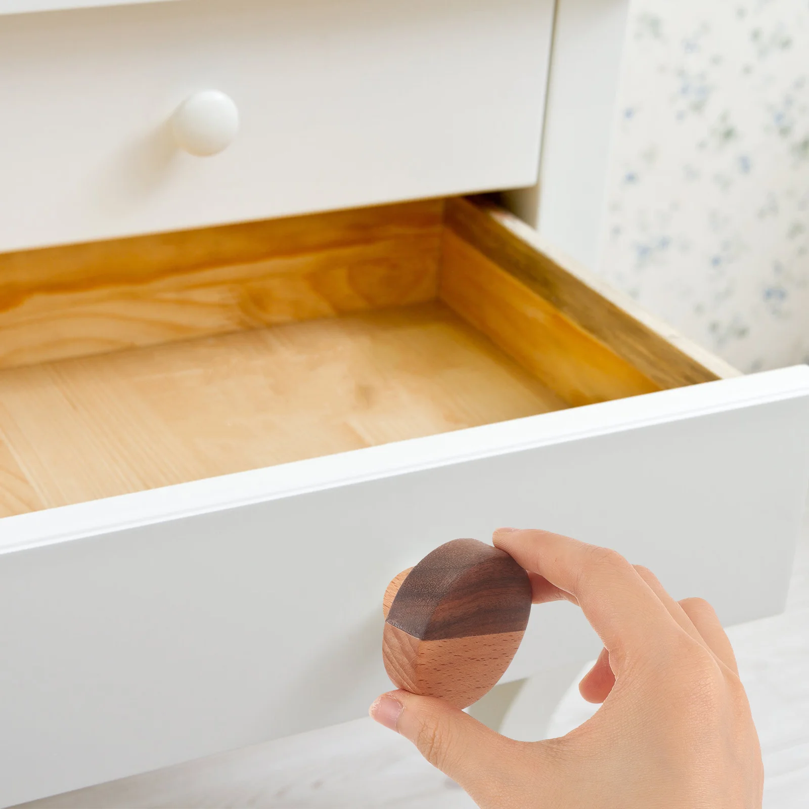 

2Pcs Wood Drawer Knobs Rustic Cabinet Handles for Closet Dresser Cupboard Kitchen Furniture Pulls Decorative Round Small Knobs