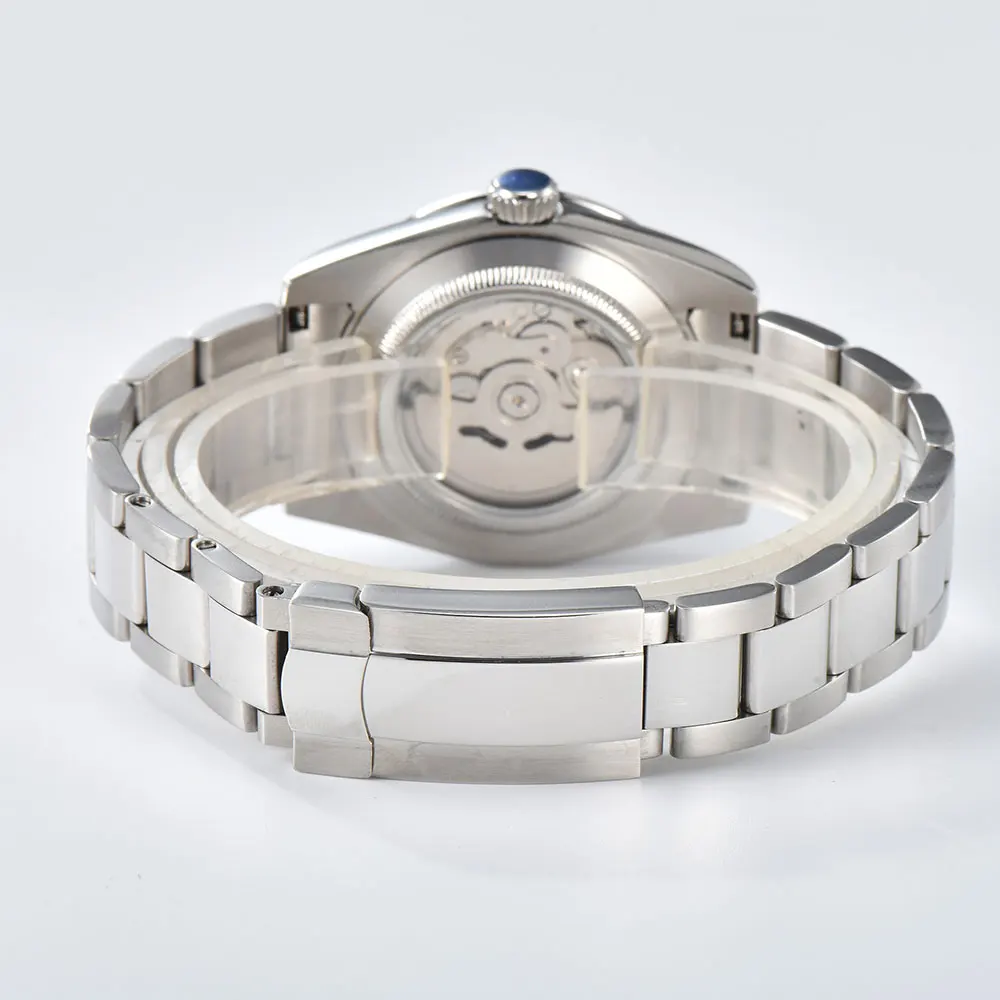 39 ミリメートルメンズ腕時計 NH35 自動機械式ムーブメントサファイアガラスステンレススチールストラップビジネスカスタム腕時計