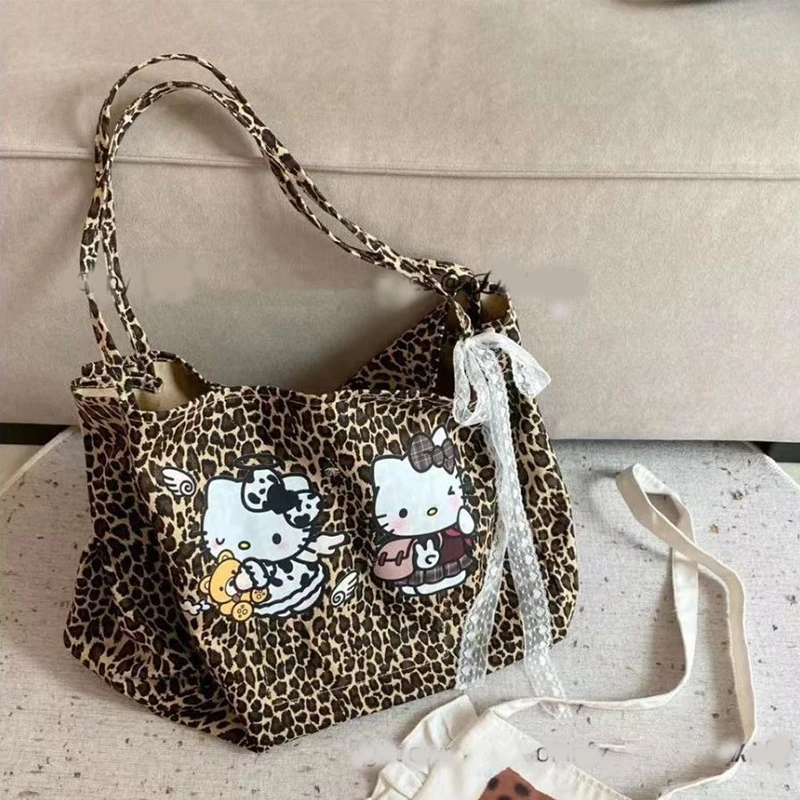 

Sanrio мультяшная сумка для багажа Hello Kitty, большая вместительная водонепроницаемая портативная портативная сумка для хранения, дорожная портативная сумка на плечо Kawaii