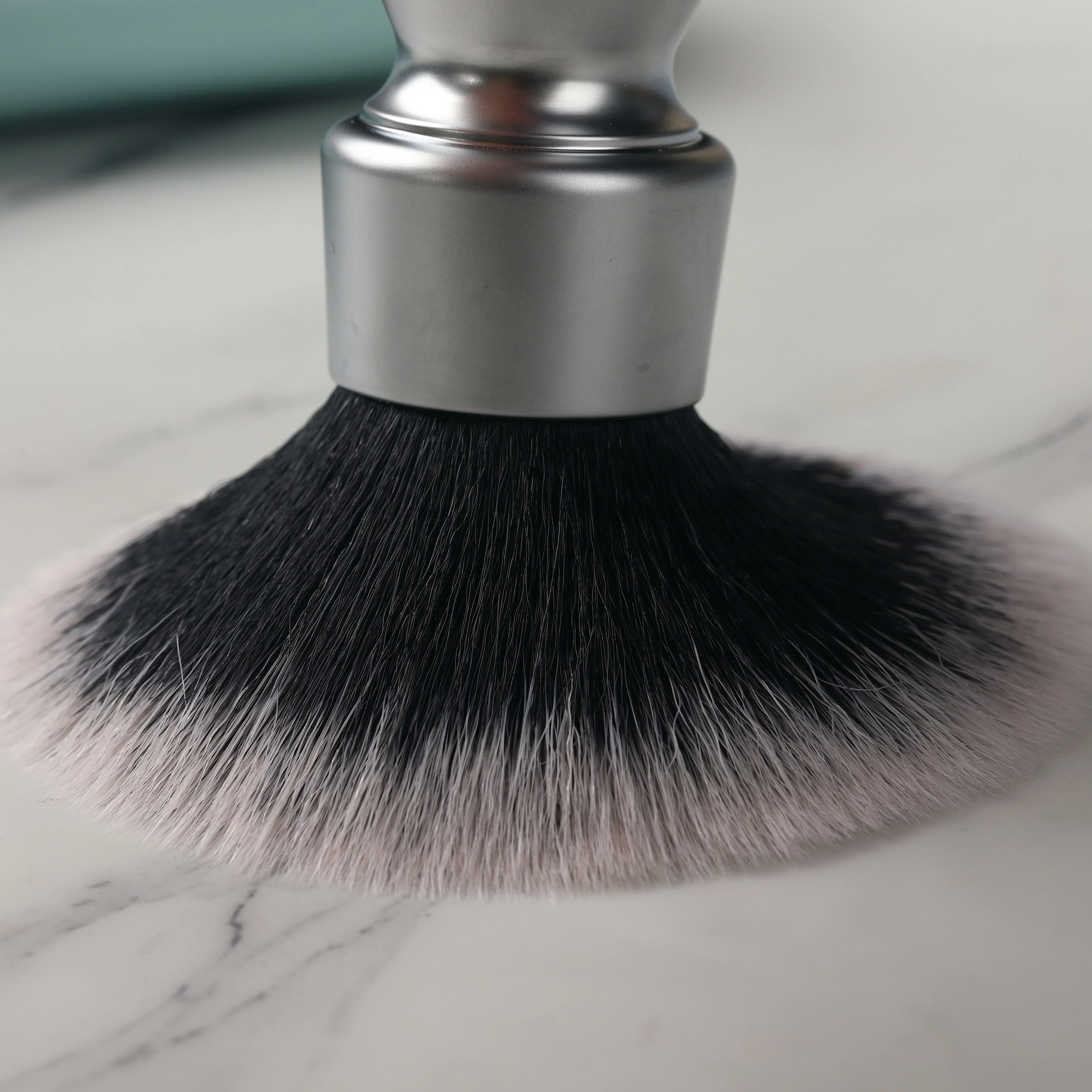 YAQI  Heavy Metal Handle Synthetic Hair Tuxedo Knot Shave Brush for Men Shaving