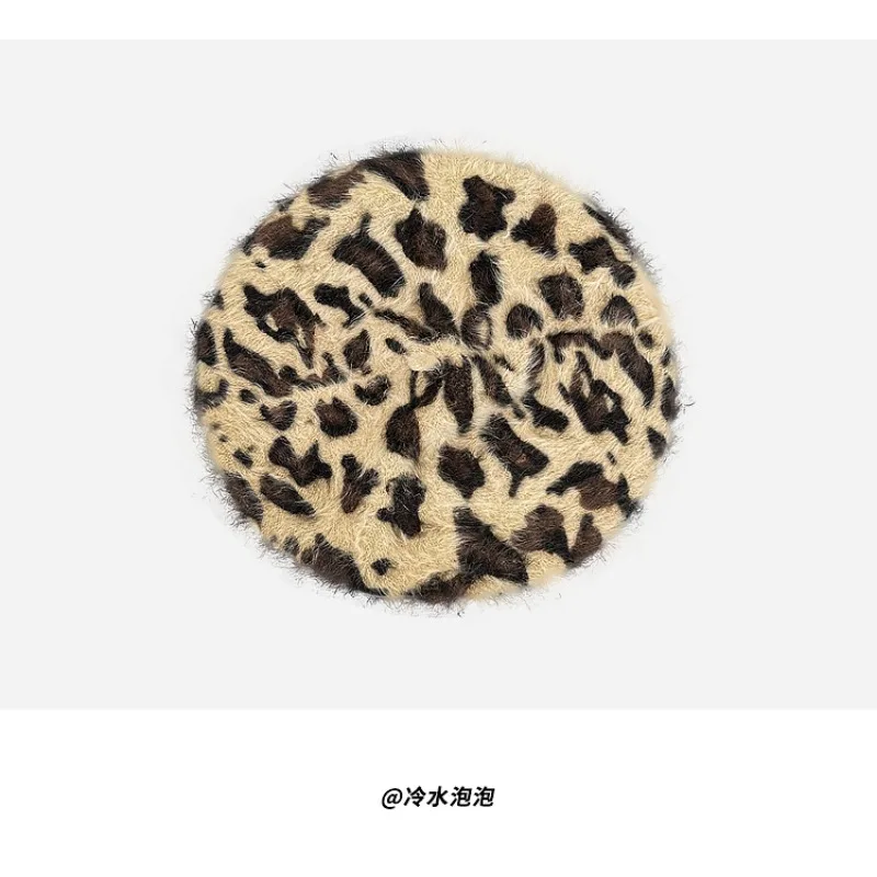 New Niche Retro Leopard Print Plush Beret Women\'s Autumn and Winter Temperament Versatile Trend Warm Dome Painter Hat Kpop