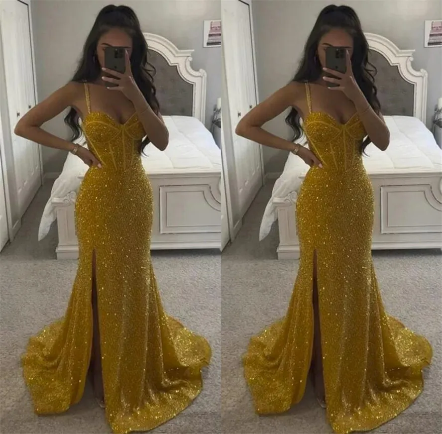 Vestidos De Fiesta De lentejuelas doradas brillantes para mujer, maxivestido De fiesta De noche Formal con tirantes finos divididos De sirena, 2023