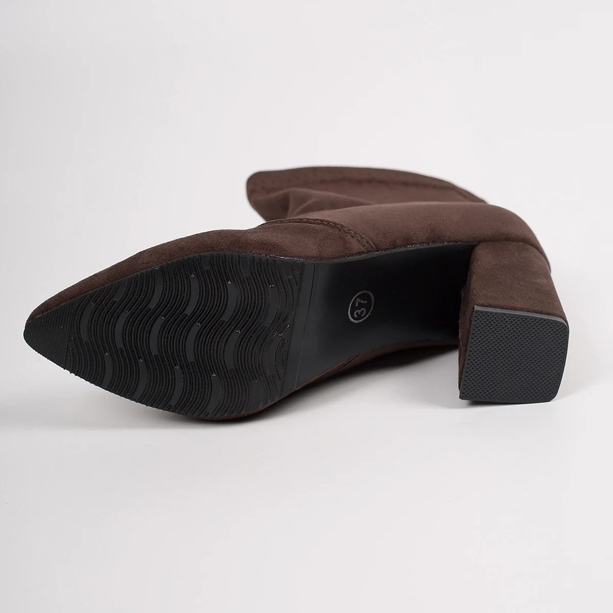Herbst/Winter Damen-Stiefeletten mit dicken Absätzen und spitzer Spitze aus Wildleder. Modische rutschfeste Outdoor-Stiefel im europäischen und amerikanischen Stil – Detail 13