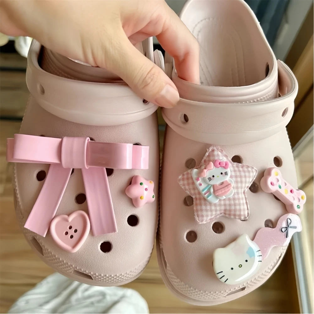 MINISO Pink Leather Bow Charm Shoe Accessories Original 3D Detachable DIY Dopamine Spicy Girl Hello Kitty Wooden Cloak Buckle